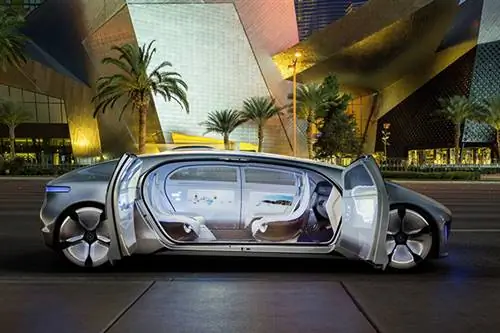 Mercedes-Benz F 015 Роскошь в движении