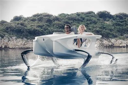 Персональный гидроцикл Quadrofoil с электроприводом