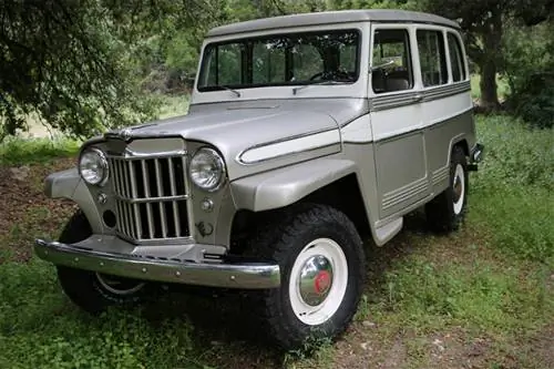 ICON Заброшенный универсал Willys Overland 1960 года выпуска