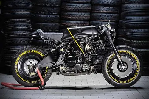 Ducati 750 SS Kraken от Iron Pirate Garage