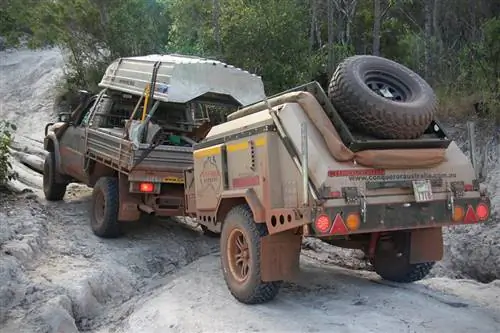 Прицеп Conqueror UEV-440 Camper