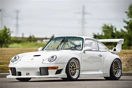 Блок аукциона: Porsche 911 GT2 Evo