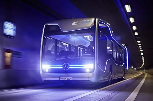 Автобус будущего Mercedes-Benz
