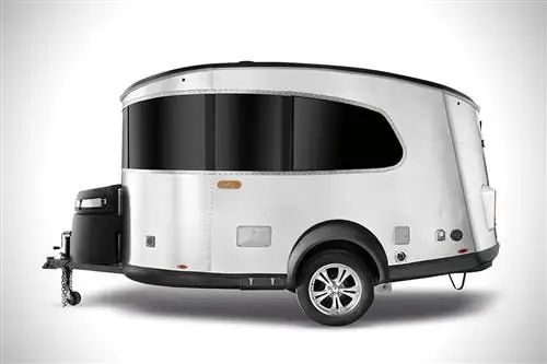Трейлер базового лагеря Airstream