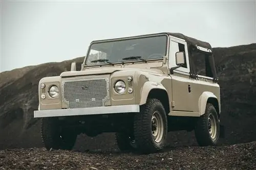 Land Rover Defender D90 Наследие