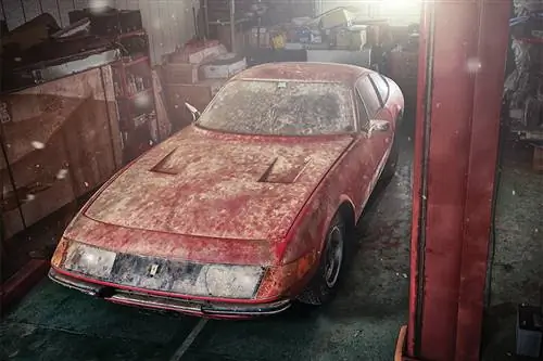 Находка в сарае: Ferrari 365 GTB/4 1969 года выпуска