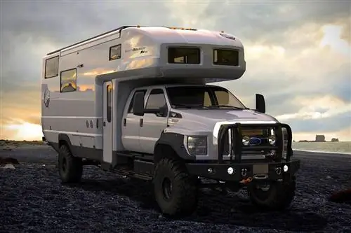 Роскошный сухопутный автомобиль EarthRoamer XV-HD