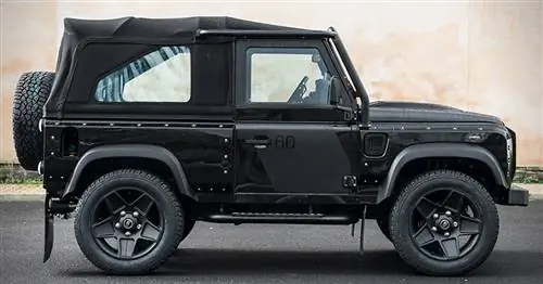 Land Rover Defender SVX от Kahn Design