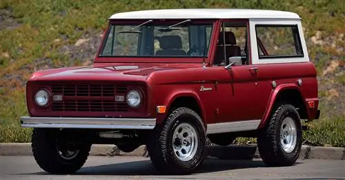 Блок аукциона: Ford Bronco 1968 года
