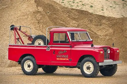 Эвакуатор Land Rover Series IIA 1966 года