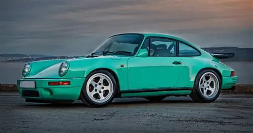 Блок аукциона: 1988 RUF CTR Clubsport
