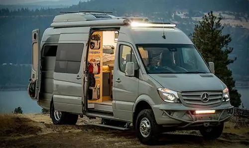 Снаружи Van Power Station Sprinter