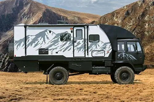 Hunter RMV Predator 6.6 Внедорожник на колесах