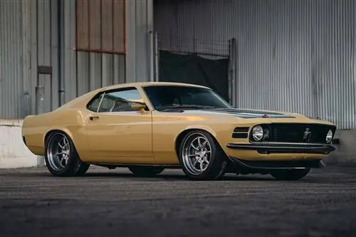 Роберт Дауни-младший’s Ford Mustang Boss 302