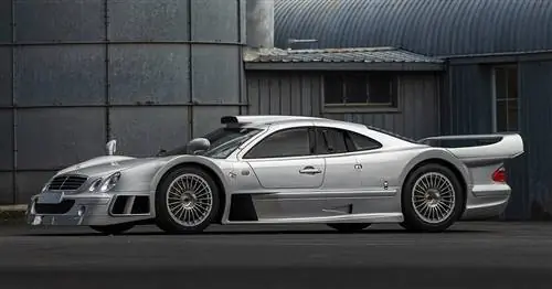 Блок аукциона: 1998 Mercedes-Benz AMG CLK GTR