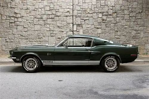 Блок аукциона: Shelby Mustang GT500 KR 1968 года выпуска