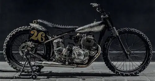 1987 Kawasaki KZ 250 ‘Shadow 26’ Вален Чжоу