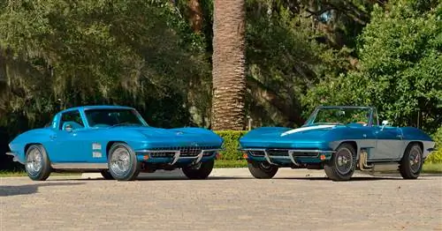 Аукционный блок: Chevrolet Corvette 1960-х годов Sting Ray Styling Cars