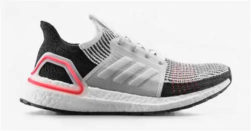Обувь Adidas Ultraboost 19