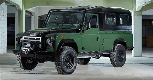 Land Rover Defender 110 1987 года производства Blacksmith Engineering