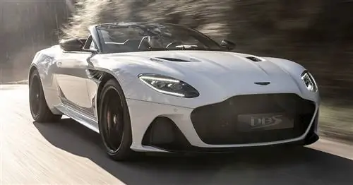 Aston Martin’s DBS Superleggera Volante - их самый быстрый кабриолет