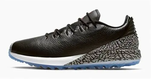 Держите руку на пульсе с кроссовками для гольфа Air Jordan ADG без шипов