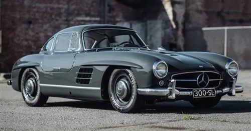 Аукционный блок: Mercedes-Benz 300SL Gullwing 1956 г