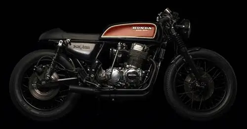 Упрощение с Atelier Medusa’s 1971 Honda CB 750 Four