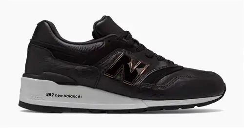 New Balance обновляет свои кроссовки 997 производства США кожаными & металлическими