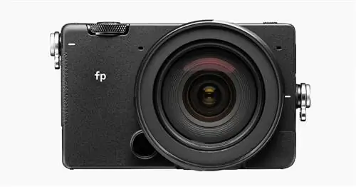 Sigma’s ‘fp’ Самая маленькая полнокадровая беззеркальная камера в мире’