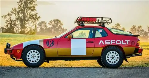 Блок аукциона: 1987 Porsche 924S Baja Rally Car