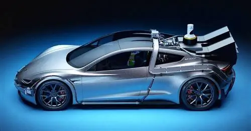 Стильное путешествие во времени на борту этой Tesla ‘Назад в будущее’ Родстер