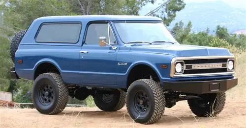 Icon 4&215;4 совершенствует Chevy’s K5 Blazer с этим внедорожником Restomod