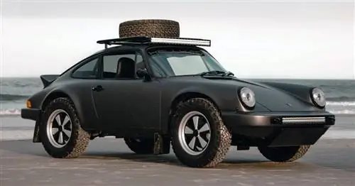 Этот Porsche 911 Safari был создан для скоростного бездорожья