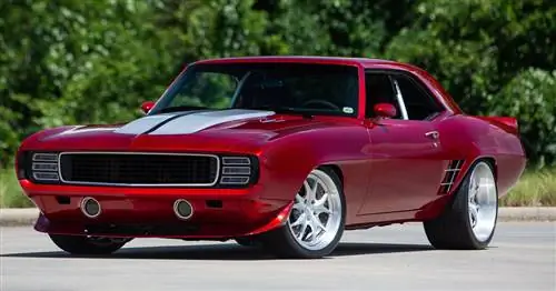 Этот 595-сильный Chevy Camaro был тщательно восстановлен &