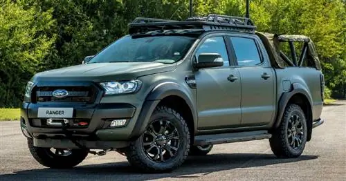 Этот военизированный бронированный Ford Ranger выводит бездорожье на новый уровень