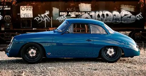 Этот Porsche 356B 1962 года получил бесплатную реставрацию