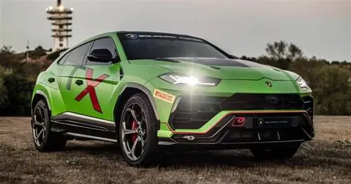 Lamborghini’s Squadra Corse облегчил внедорожник Urus V8 на 25%