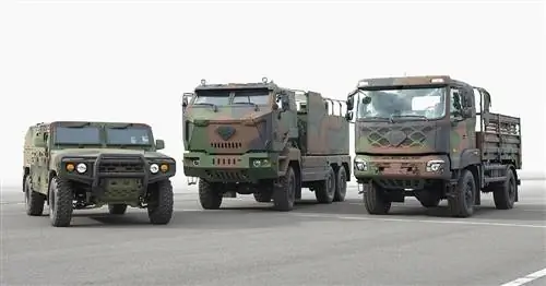 Kia сейчас производит модульные, прочные, пуленепробиваемые автомобили для военных