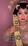 Жизнерадостная женщина воспользовалась услугами Neighbours' Choice MUA