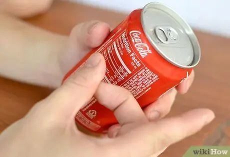 Откройте коктейль с содовой, шаг 2 Откройте коктейль с содовой, шаг 2