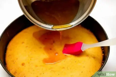 Приготовить легкий пирог из рома Шаг 9