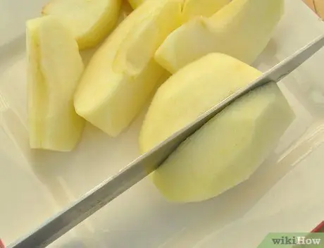 Приготовить картофель фри из яблок, шаг 2