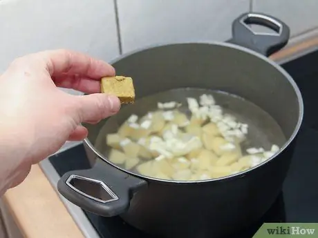 Приготовить картофельный суп, шаг 2