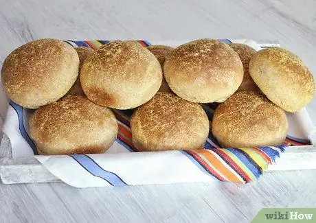 Приготовить обеденные булочки с патокой, шаг 18 Приготовить обеденные булочки с патокой, шаг 18