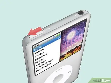 Выключите iPod Classic Шаг 6 Выключите iPod Classic Шаг 6