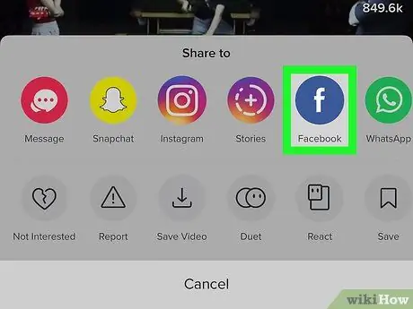 Делитесь видео TikTok на Facebook на iPhone или iPad Шаг 4 Делитесь видео TikTok на Facebook на iPhone или iPad Шаг 4