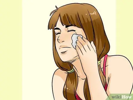 Нанесите солнцезащитный крем Step 10