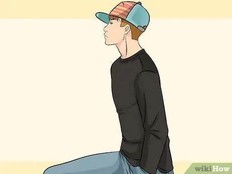 Нанесите солнцезащитный крем Step 13