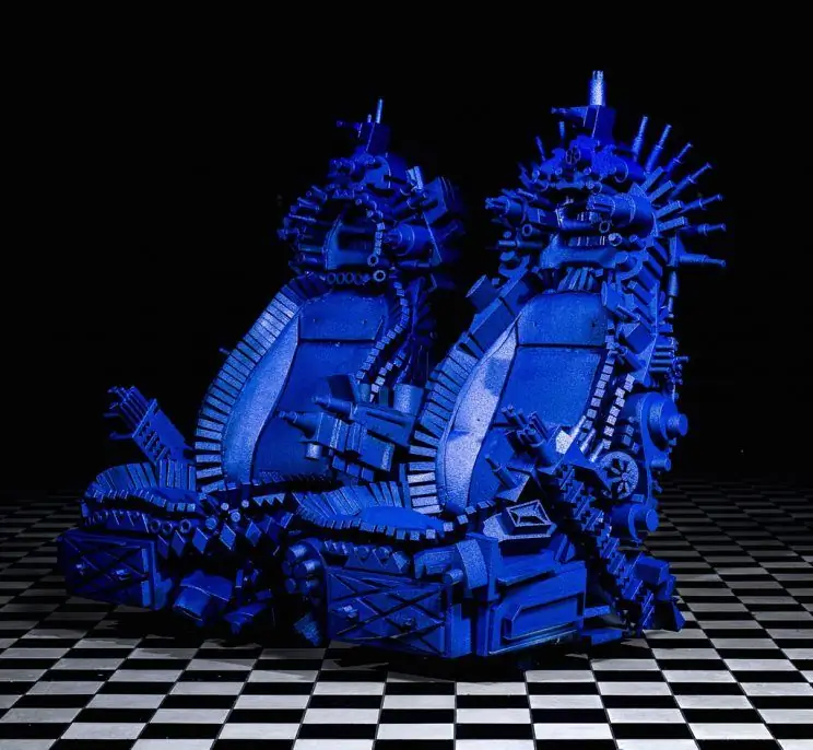 XXX, Niek, 2016 г., акустическая пена, автокресло, 70 X 45 X 120 см, предоставлено Ником Букелааром для Chamber